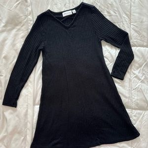 The Children's Place Black Sheath Dress V-Neck Long Sleeve
